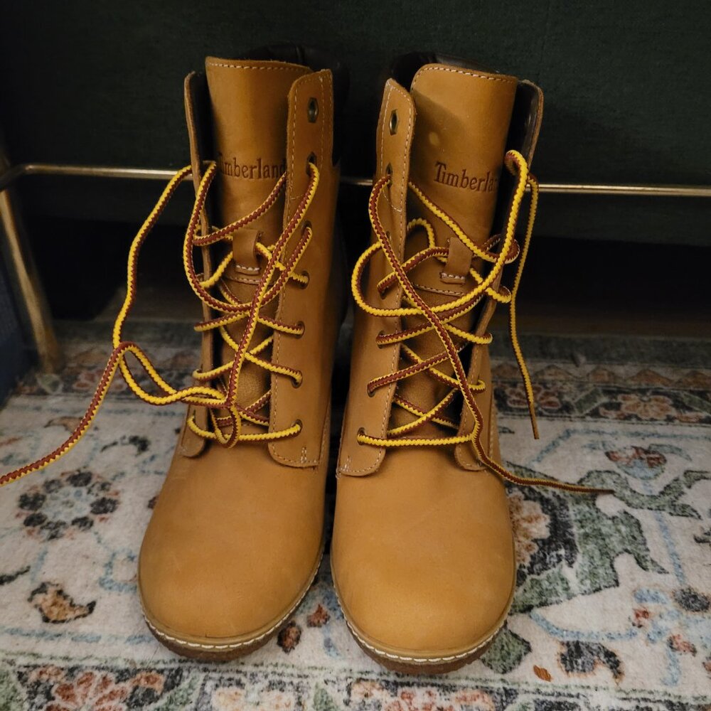 Timberland Tillston Leather Heeled Boot - Picture 3 of 8